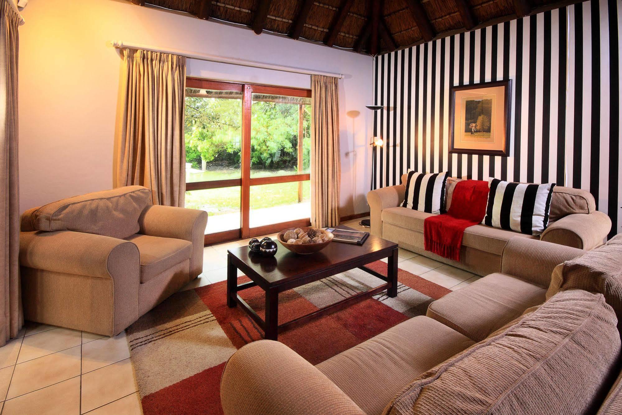 Thatchwood Country Lodge St Francis Bay Exterior photo